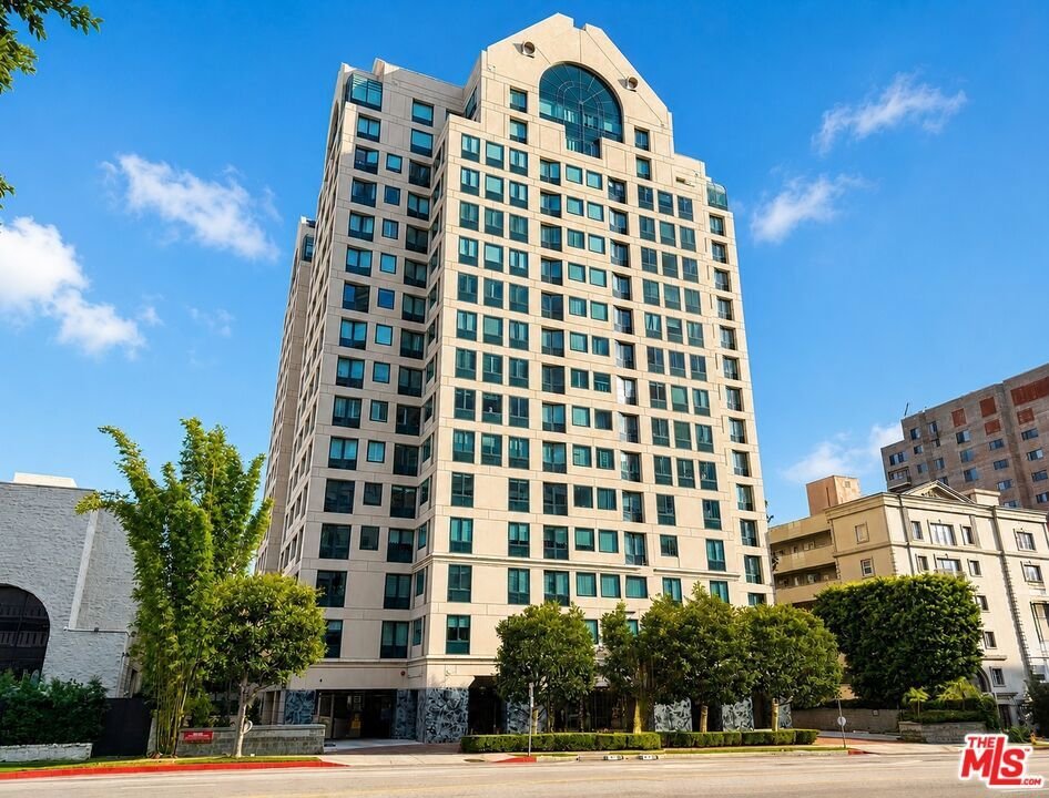 Condo in Los Angeles, California, United States 2 - 18296698