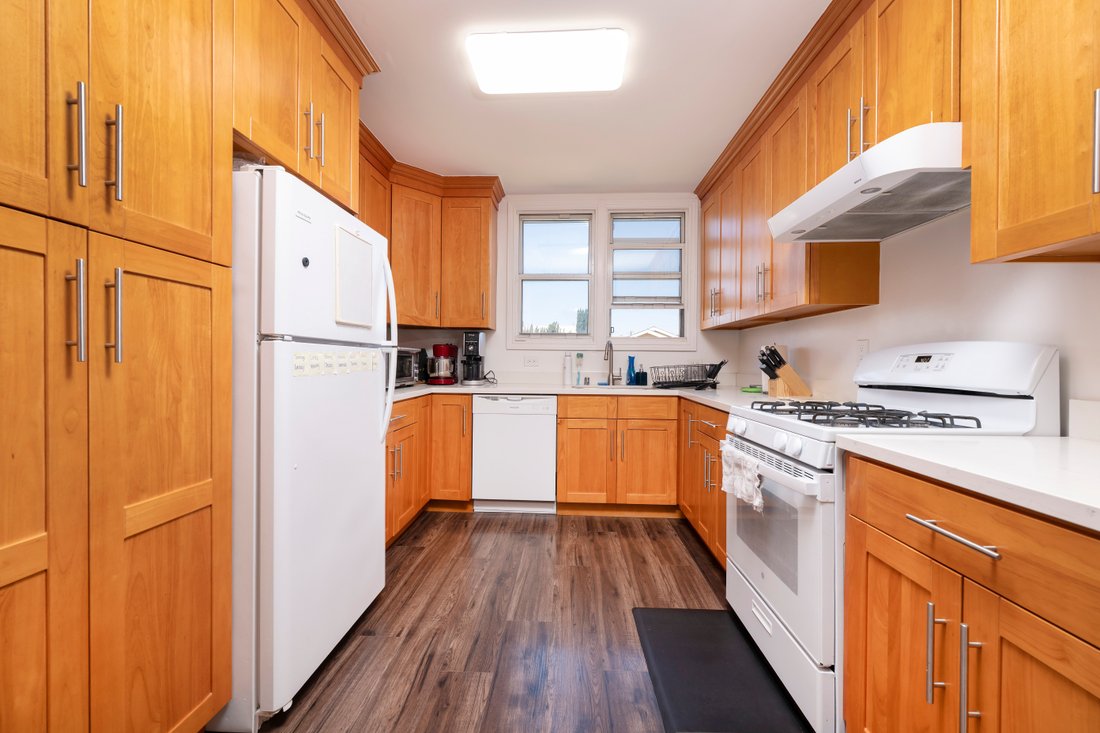 Apartment in San Bruno, California, United States 4 - 18296532