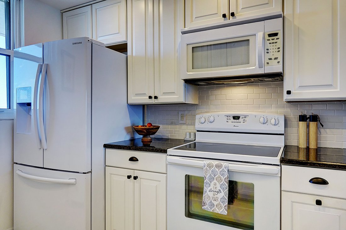 Condo in Jensen Beach, Florida, United States 3 - 18296414