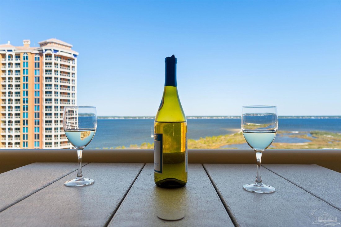 Condo in Gulf Breeze, Florida, United States 2 - 18296467
