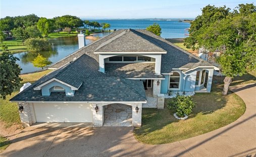 House in Buchanan Dam, Texas, United States 1