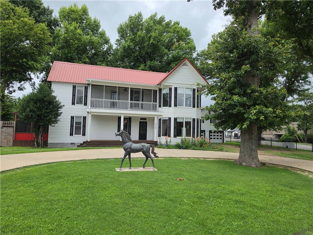 Fayetteville, Arkansas, United States 2 - 18296505