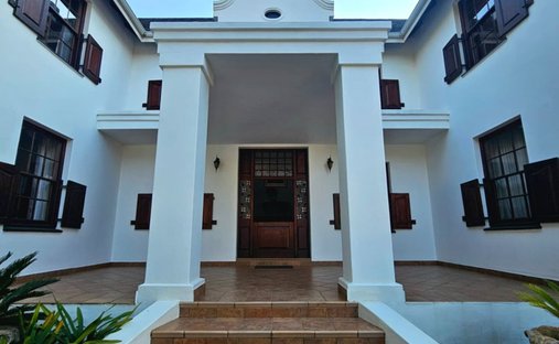 House in Eldoraigne, Gauteng, South Africa 1