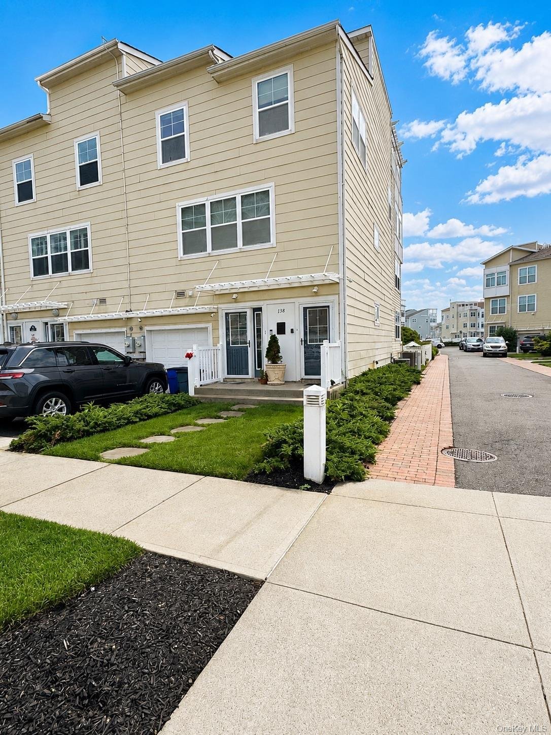 House in New York, New York, United States 1 - 18296709