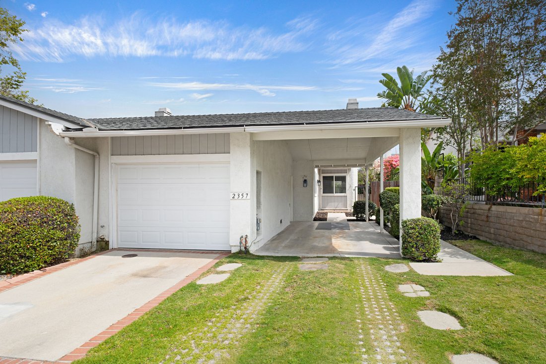 Brea, California, United States 4 - 18296412