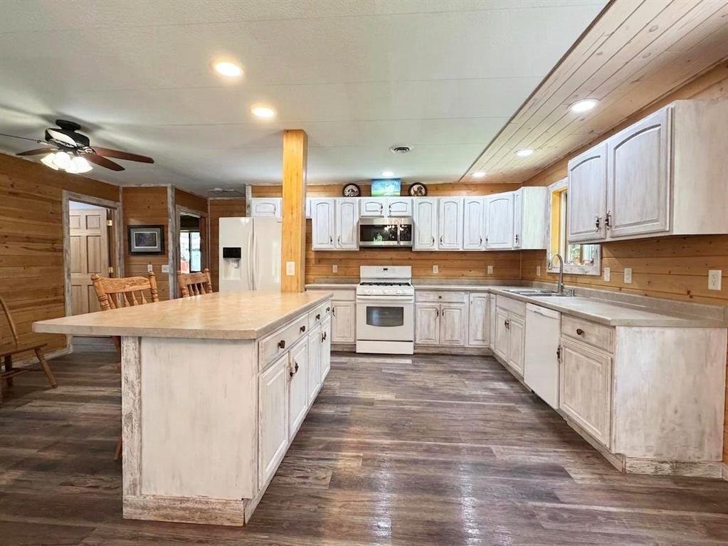 House in New Auburn, Wisconsin, United States 5 - 18284426