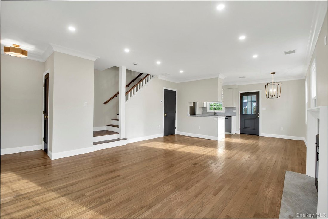 House in Manhasset, New York, United States 5 - 18296721