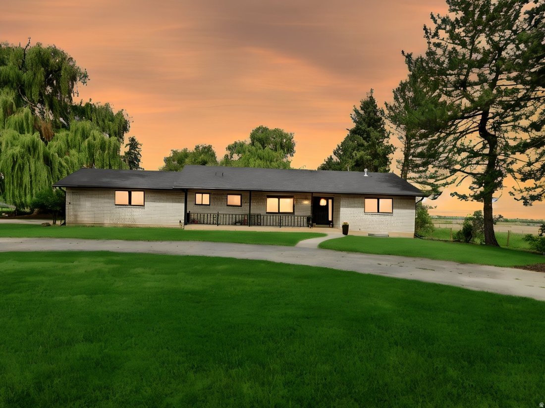 House in Cove, Utah, United States 3 - 18296729