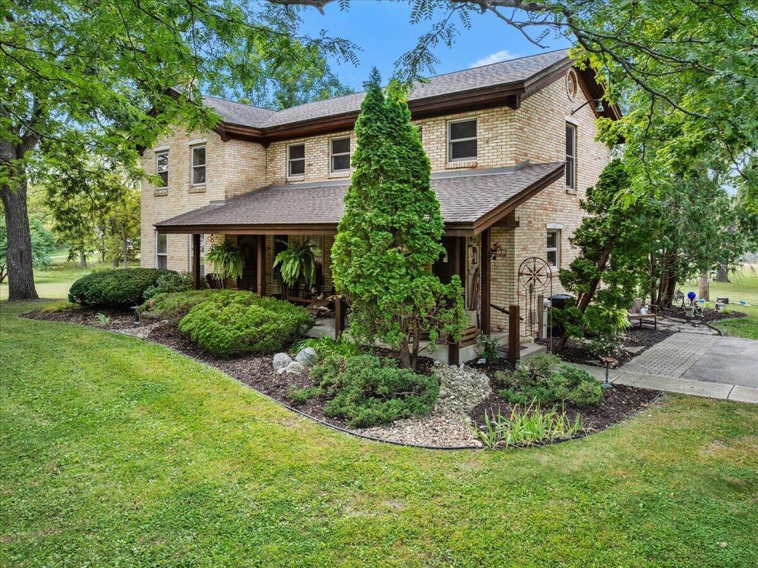 House in Spring Prairie, Wisconsin, United States 2 - 18296501