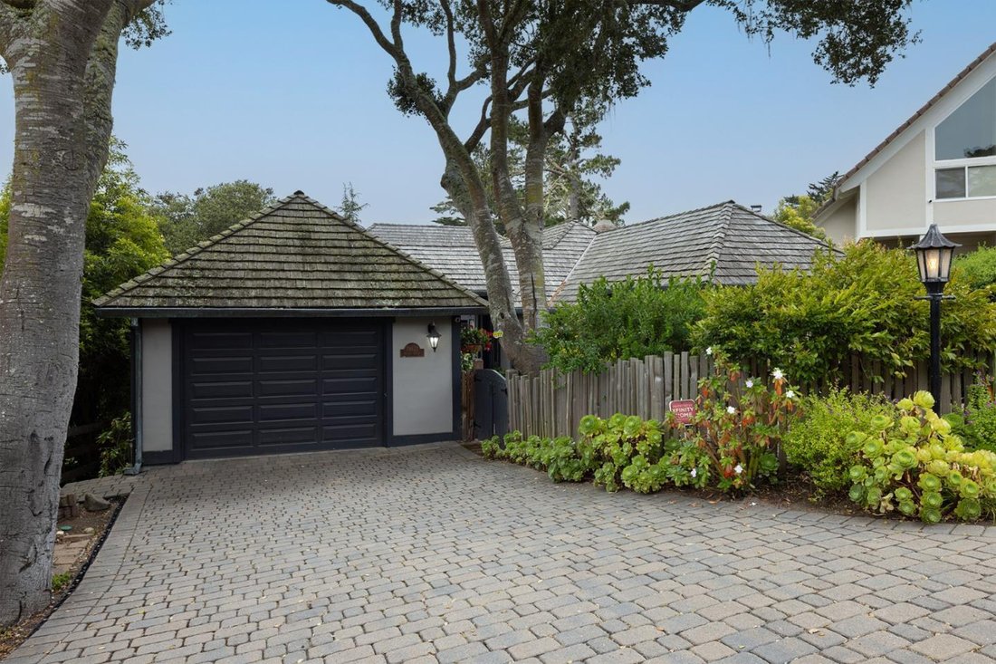 House in Carmel-by-the-Sea, California, United States 2 - 18296762