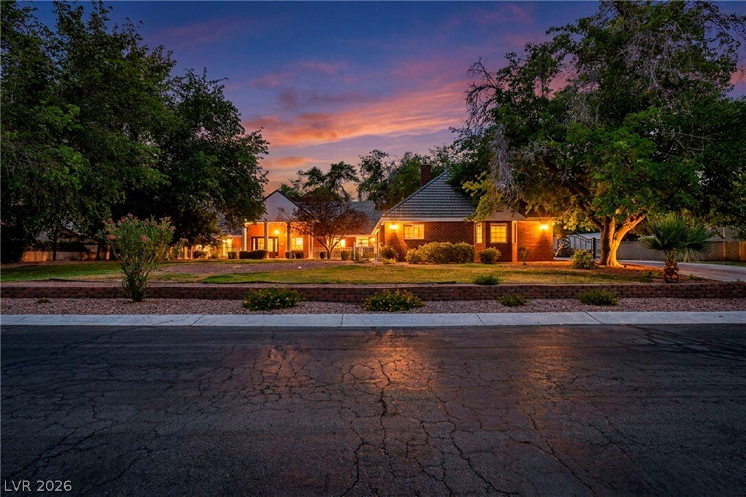 House in Las Vegas, Nevada, United States 1 - 18191221