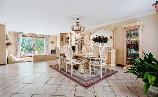 House in Le Saule Blanc, Bondy, France 1