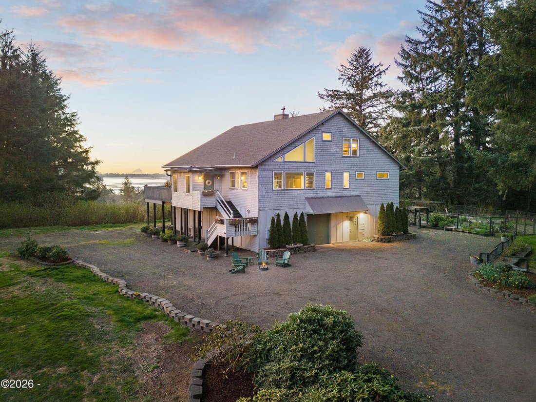 House in Pacific City, Oregon, United States 4 - 18296420