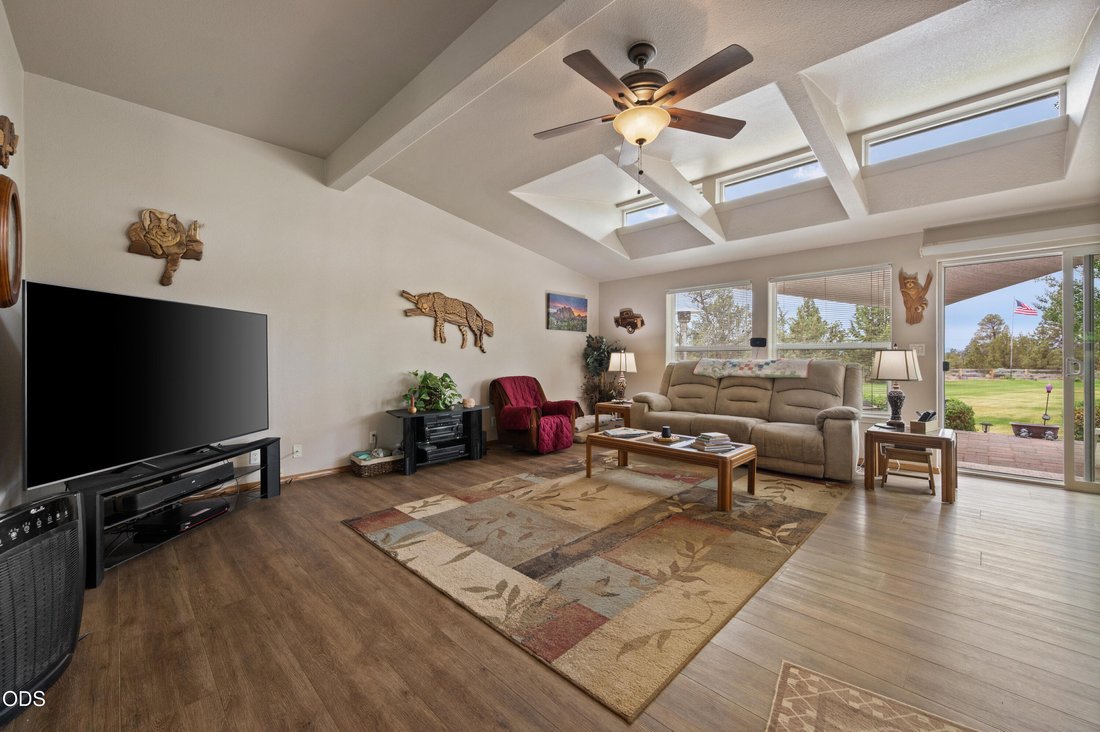 Land in Bend, Oregon, United States 4 - 18296557