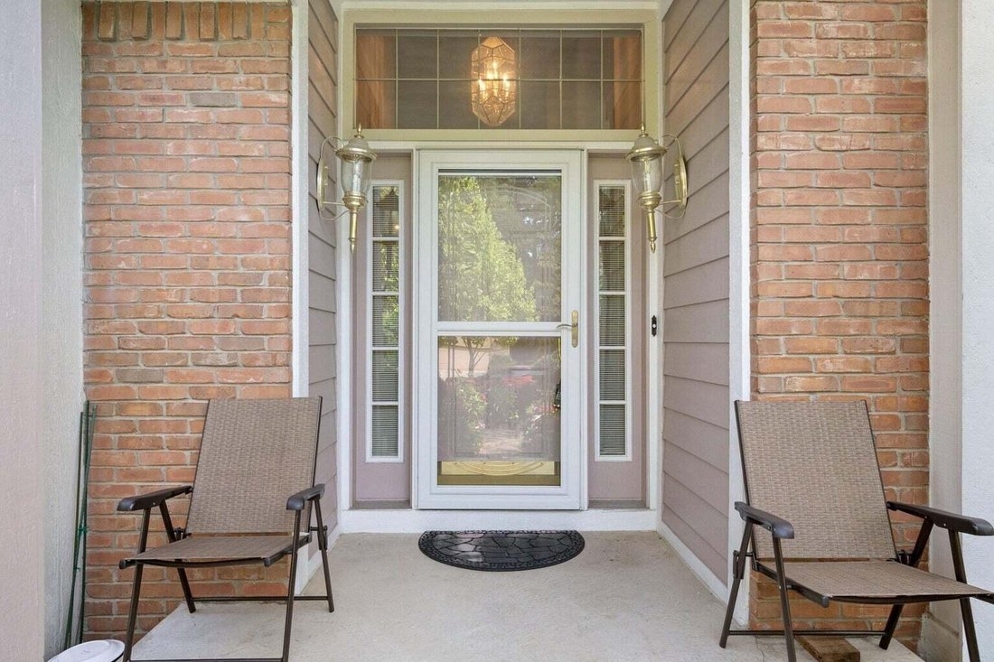 House in Troy, Michigan, United States 3 - 18296477