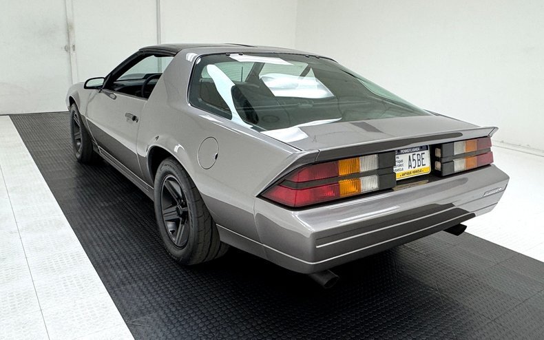 Coupe in Morgantown, United States 5 - 18296817