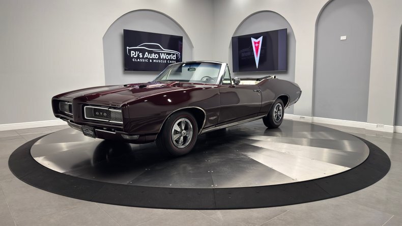 Highly Optioned Numbers Matching 400 V8  Rare Hurst Wheels  Hideaway Headlights! in Clearwater, United States 1 - 18296795