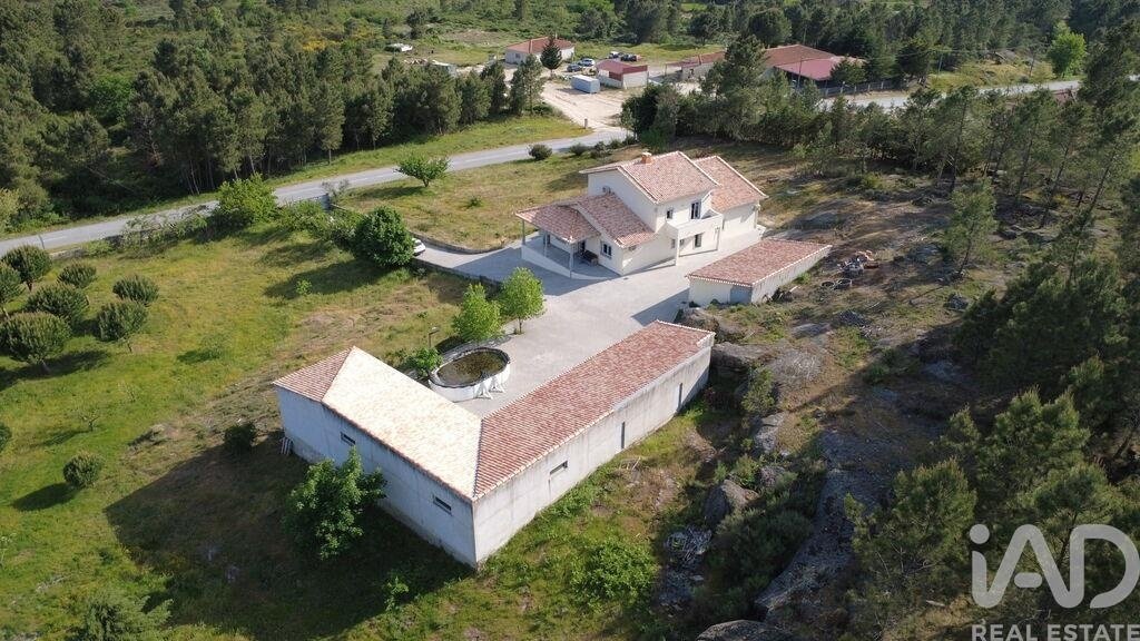 Farm Ranch in Figueiro da Granja, Guarda District, Portugal 3 - 18297028