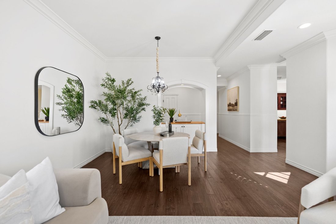 Condo in Newport Beach, California, United States 5 - 18297080