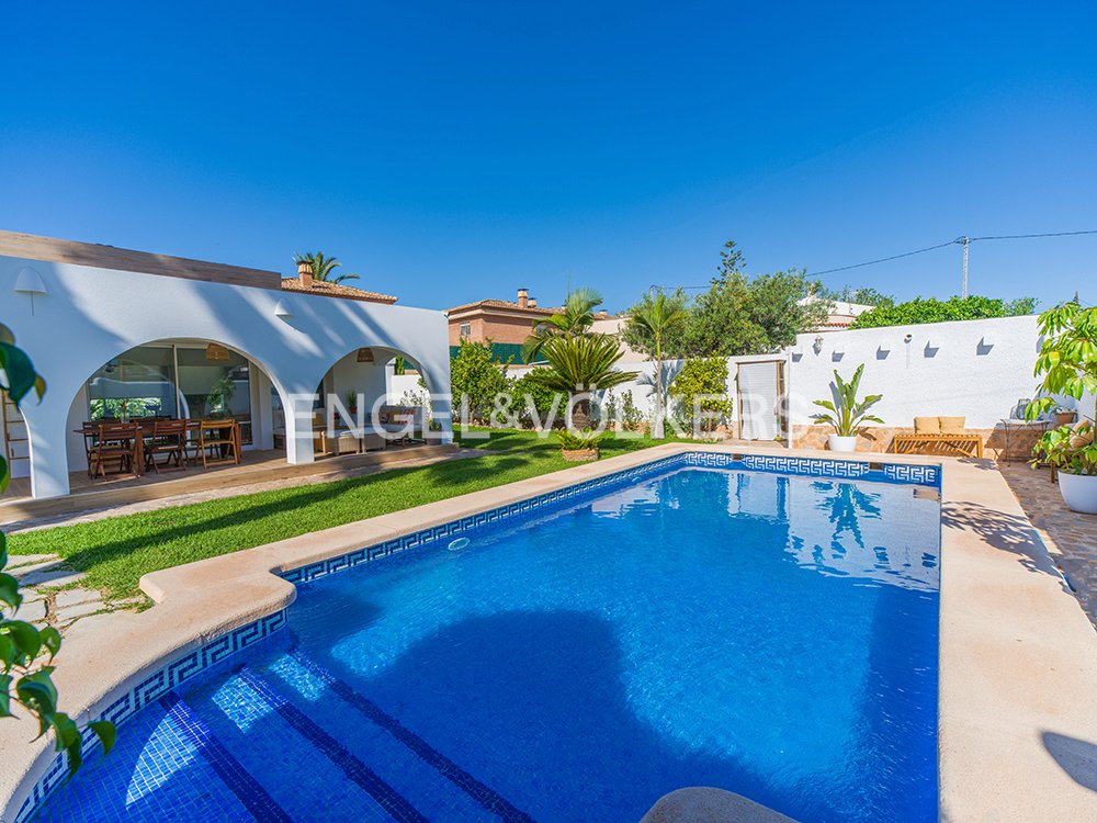 Villa in San Juan de Alicante, Valencian Community, Spain 4 - 18297034
