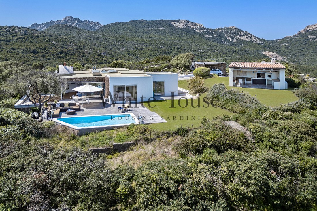 Villa in San Pantaleo, Olbia, Italy 2 - 18198851