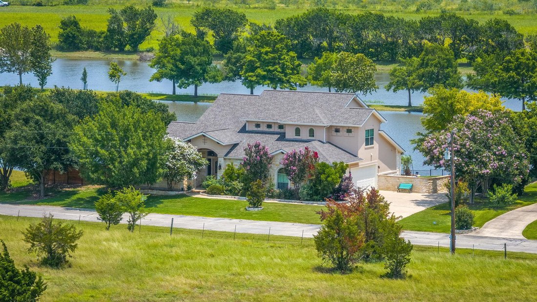 House in Buda, Texas, United States 1 - 17613351