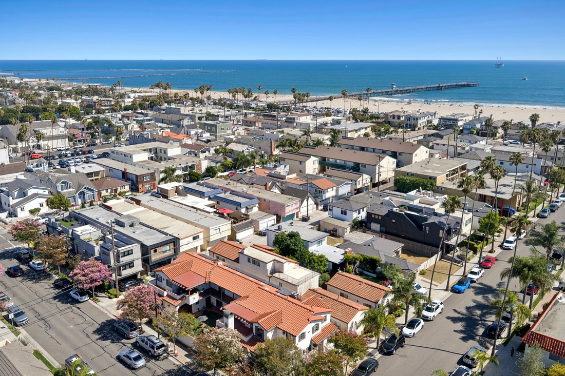 Apartment in Seal Beach, California, United States 2 - 18297101