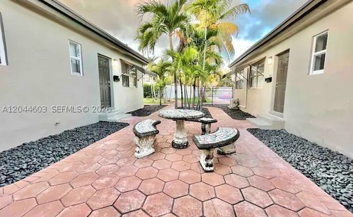 Hollywood, Florida, United States 1