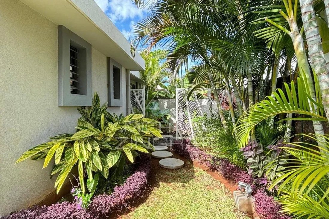 Villa in Balaclava, Pamplemousses District, Mauritius 4 - 18296920