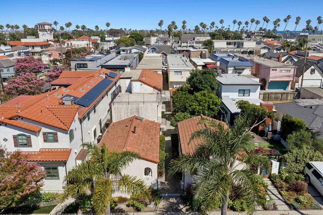 Apartment in Seal Beach, California, United States 5 - 18297101
