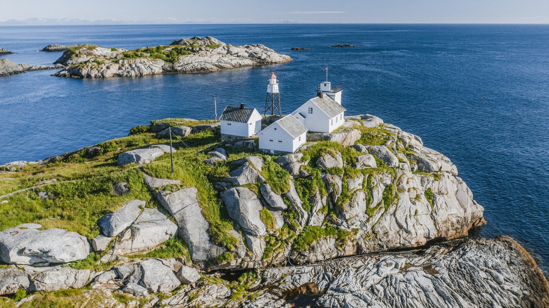 Estate in Henningsvær, Nordland, Norway 4 - 18090477