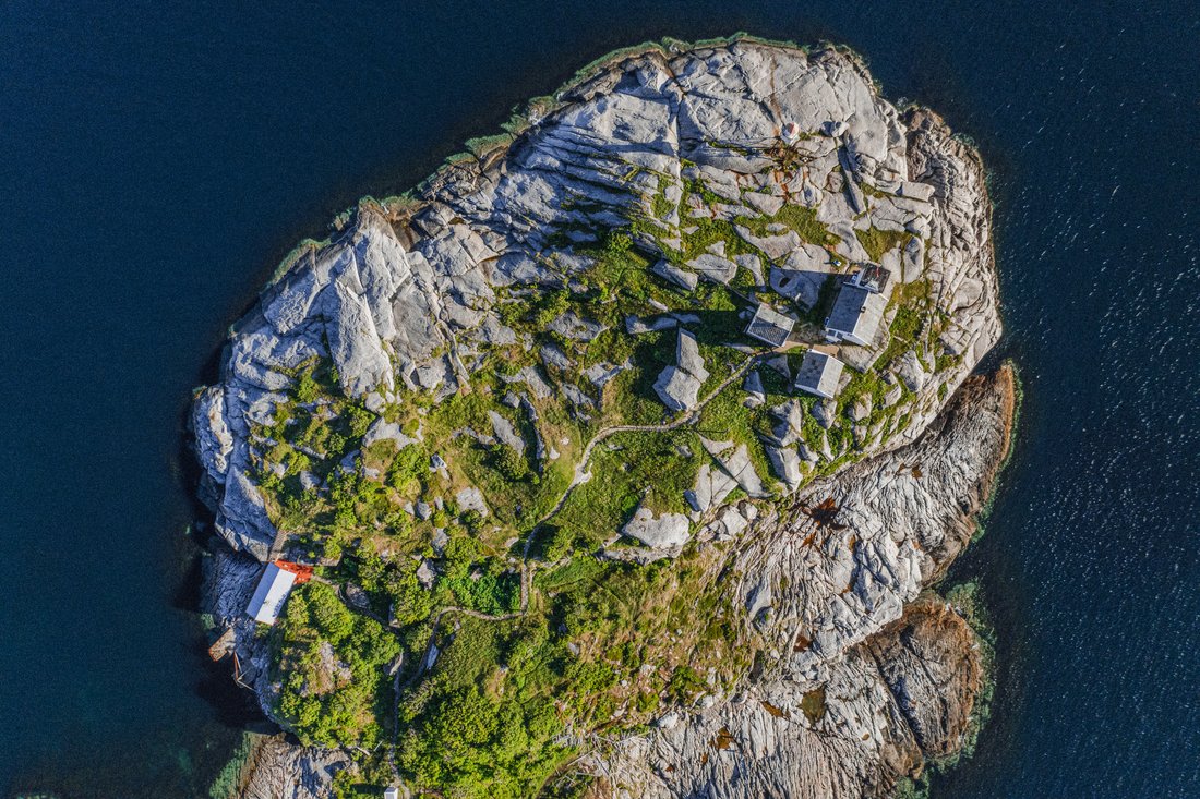 Estate in Henningsvær, Nordland, Norway 5 - 18090477