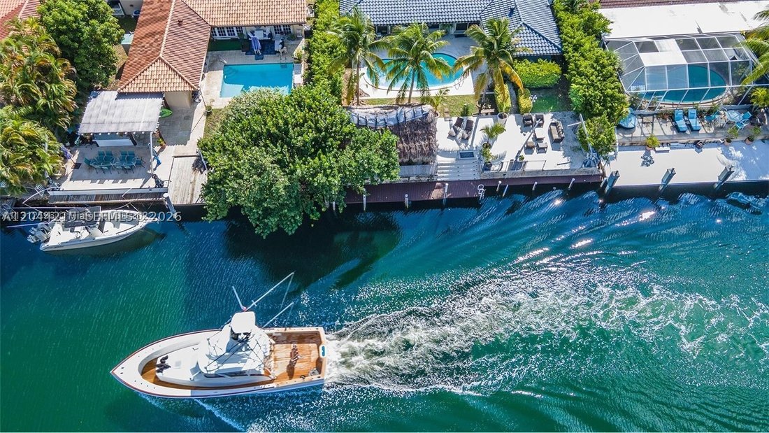 House in North Miami Beach, Florida, United States 1 - 18296974