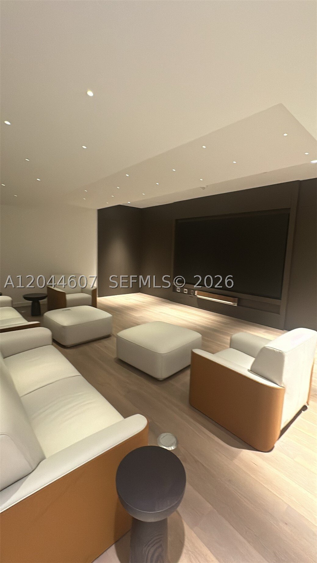Condo in Miami, Florida, United States 5 - 18296971