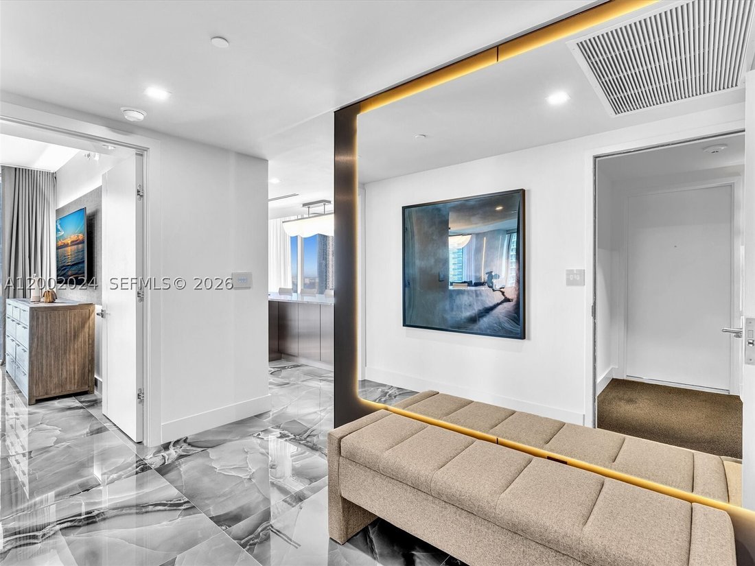 Condo in Miami, Florida, United States 2 - 17734906