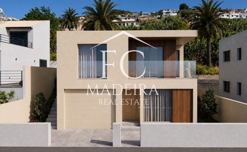 House in Agua de Pena, Madeira, Portugal 1