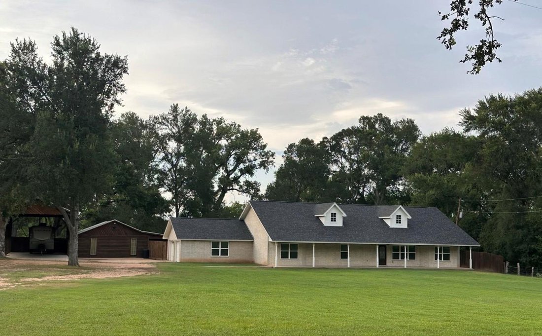 House in Smithville, Texas, United States 2 - 17134896