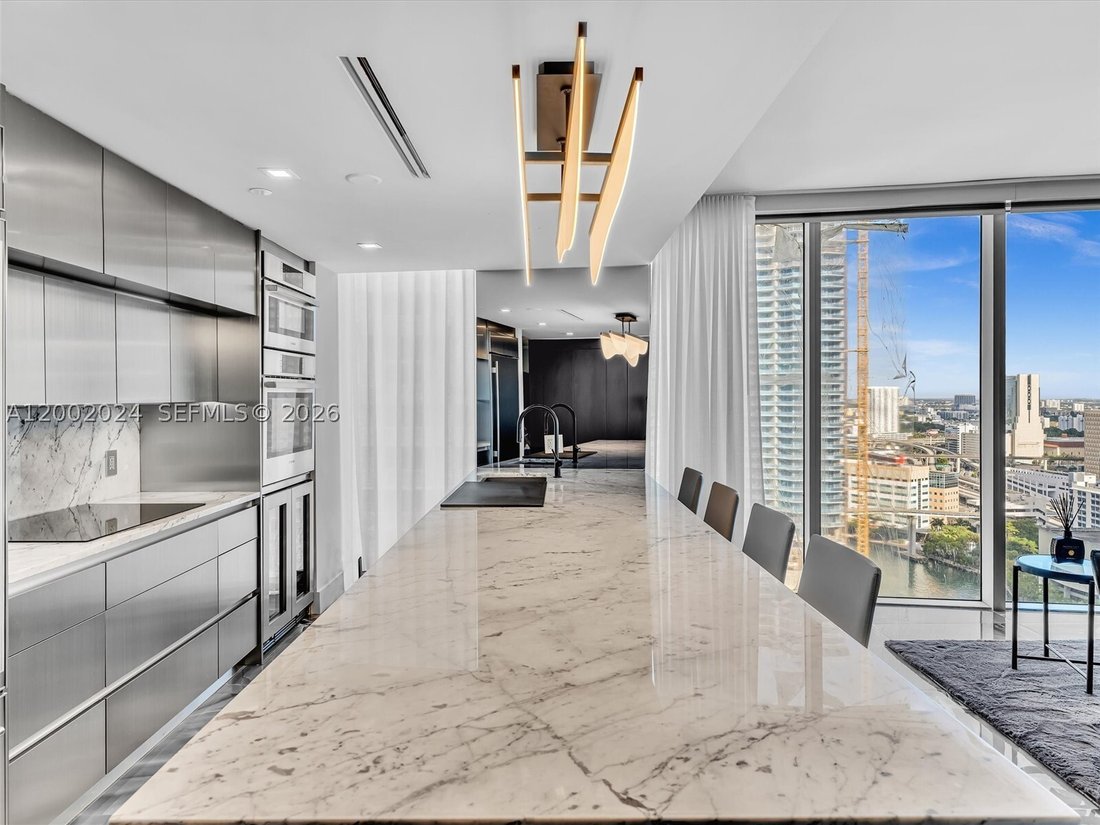 Condo in Miami, Florida, United States 4 - 17734906