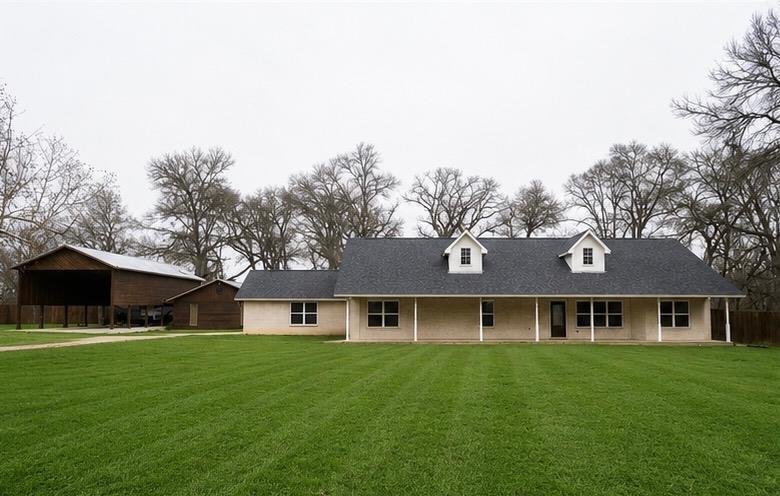 House in Smithville, Texas, United States 1 - 17134896