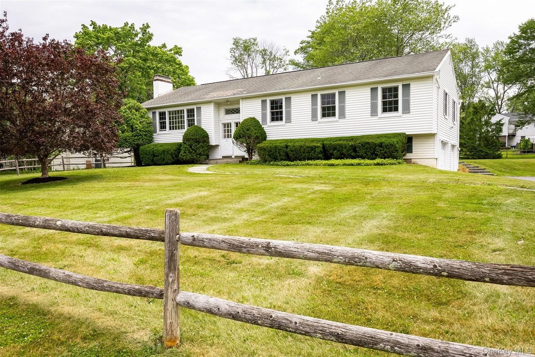 House in Spackenkill, New York, United States 3 - 18248486