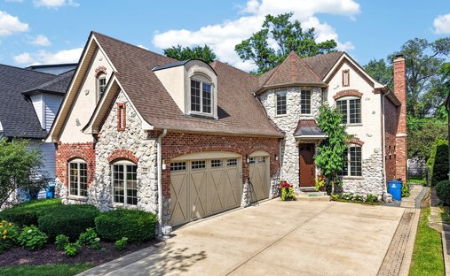 House in Elmhurst, Illinois, United States 1