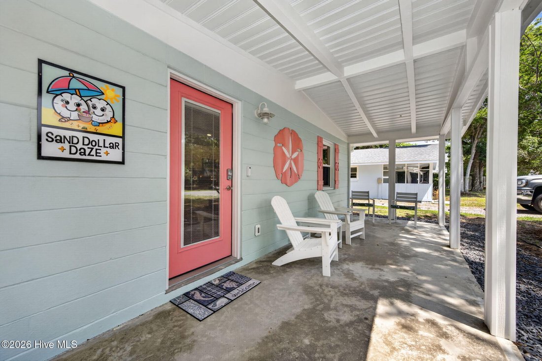 House in Oak Island, North Carolina, United States 3 - 18297125