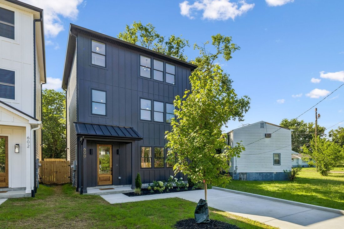 Co Op in Nashville, Tennessee, United States 3 - 18025774