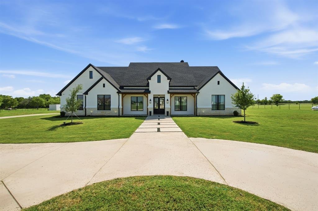 House in Sanger, Texas, United States 2 - 18297473