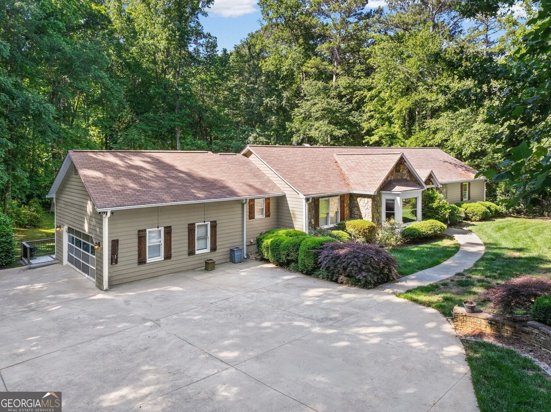 House in Roswell, Georgia, United States 2 - 18297427