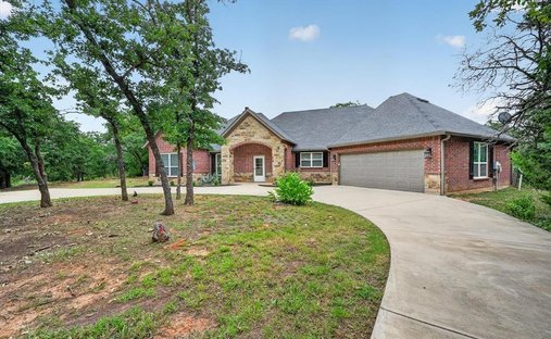 House in Alvarado, Texas, United States 1
