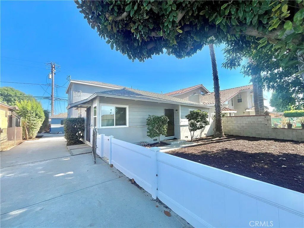 Arcadia, California, United States 1 - 18297356
