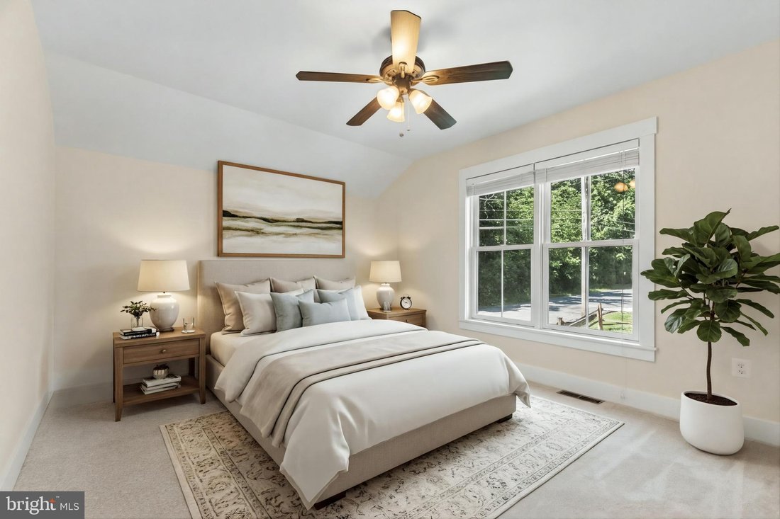Bluemont, Virginia, United States 4 - 18054431