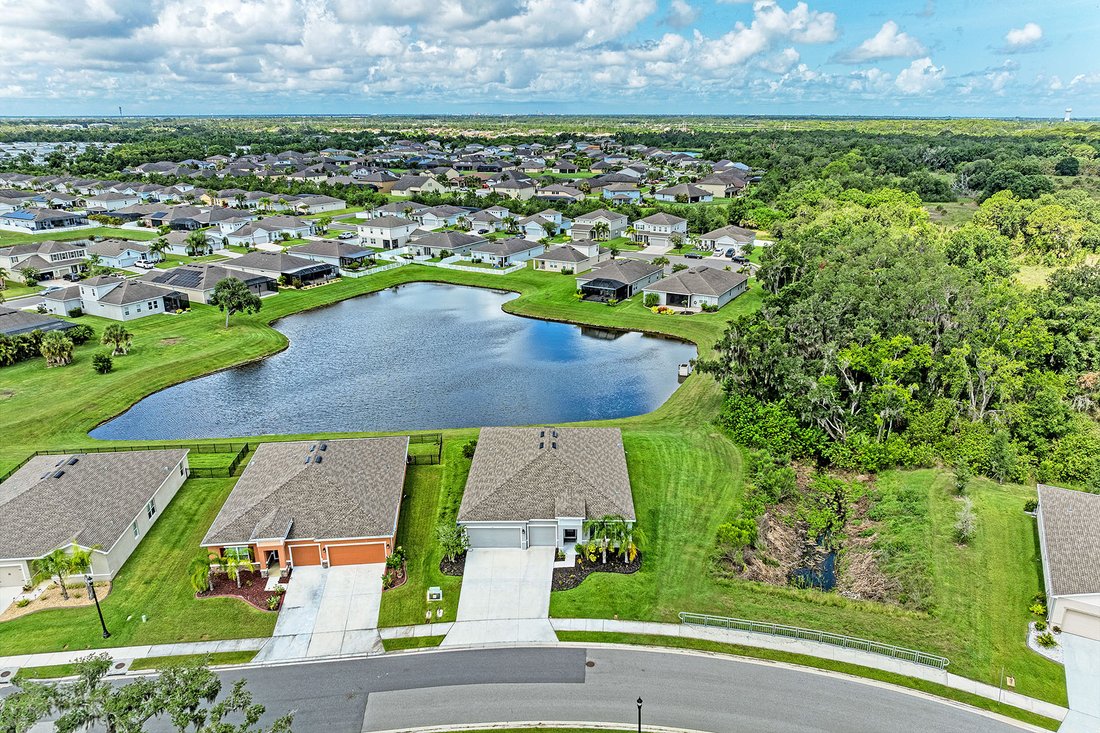 Parrish, Florida, United States 2 - 18297416