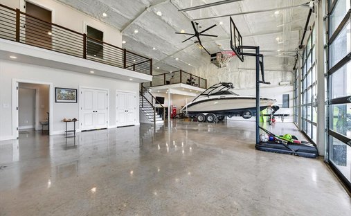 House in Krum, Texas, United States 1